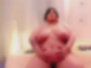_ellybelly_