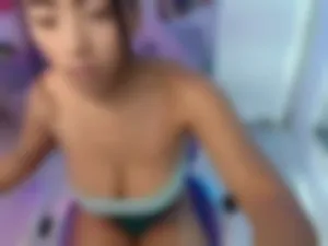 chloe_hyde