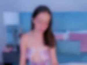 chloe_key