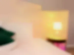 ellaa_white