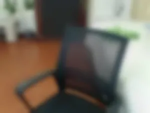 emma_hassani
