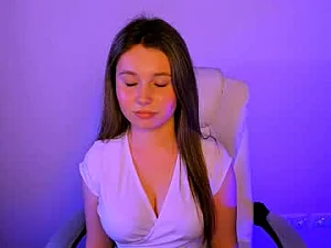 laura_benson