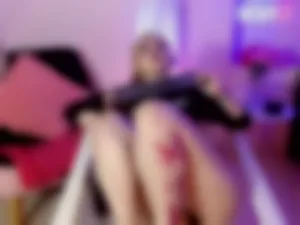 leni_moon