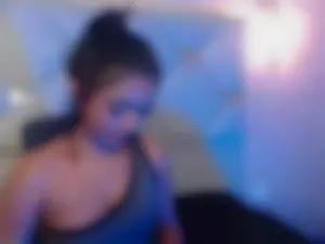 mia_hoot01