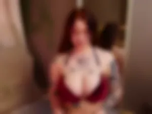 naomi_hotterr