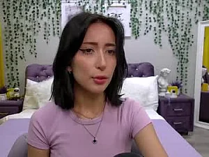 nicolelimp