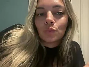 prettyyykittyyy22