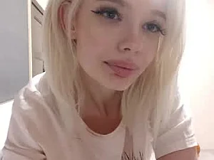 bitter_muse_drip_rawr