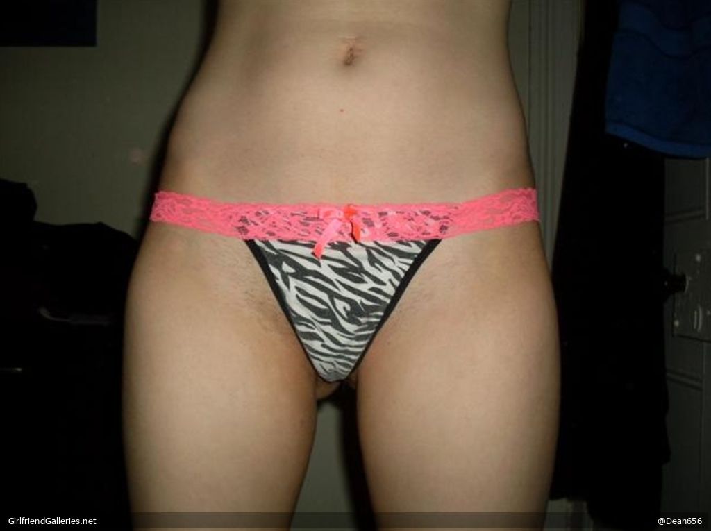 Comment on her pics