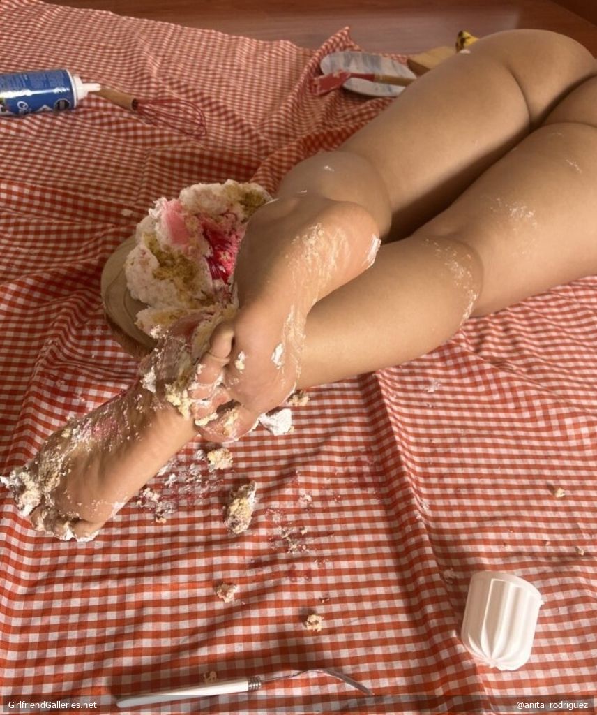 Love my feet... crushing food