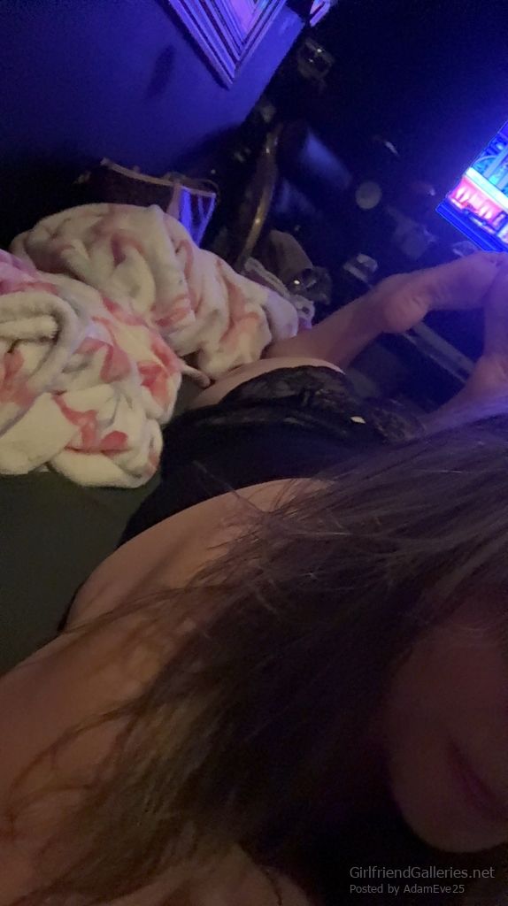 Late night pussy in black lace