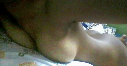 Indian Girl smitha nude self shots 