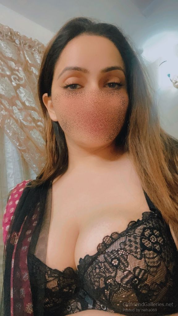 MY SEXY SAREE PICS