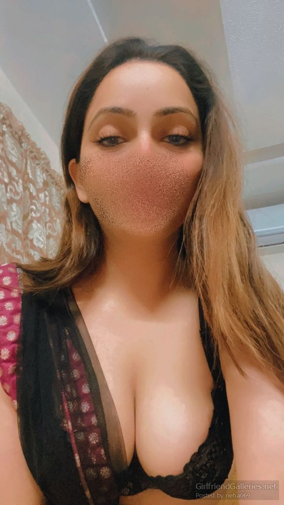 MY SEXY SAREE PICS