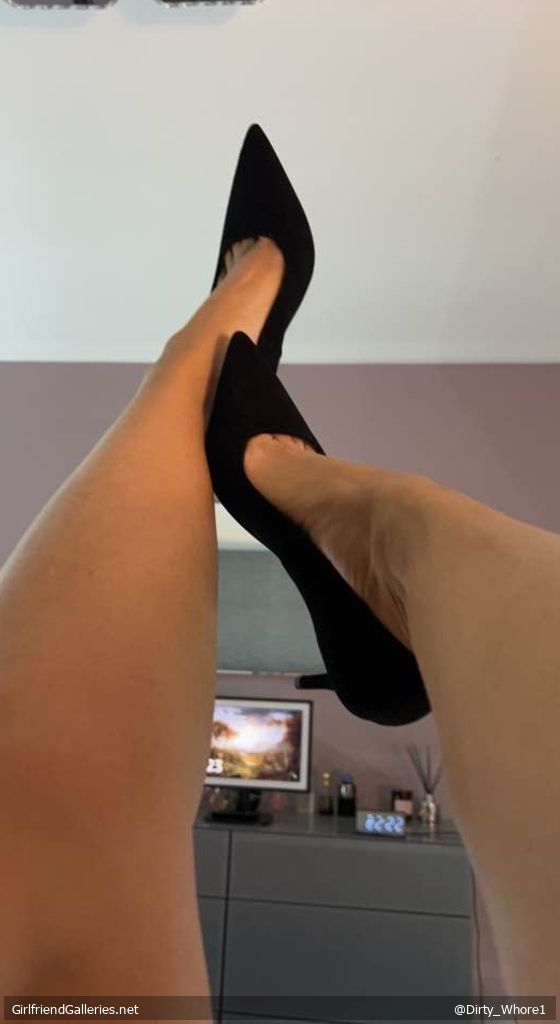 Simply feet