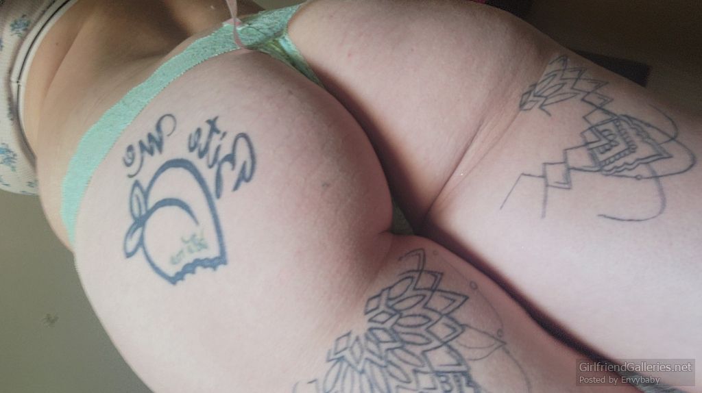 This tattooed petite milf needs her tight pussy raveshed