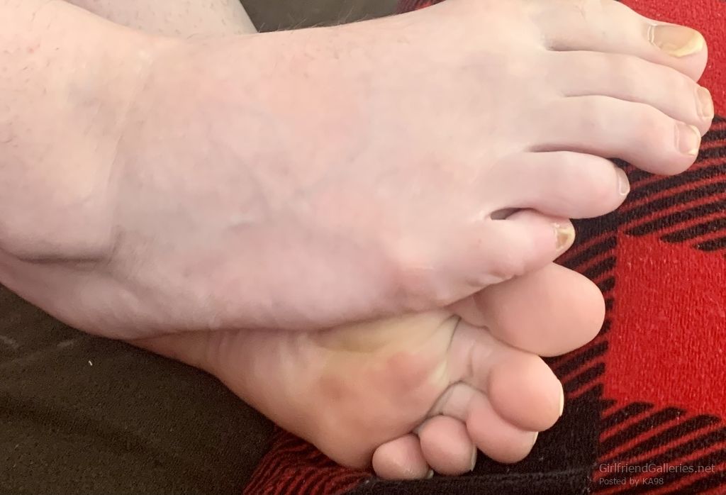 Amateur feet