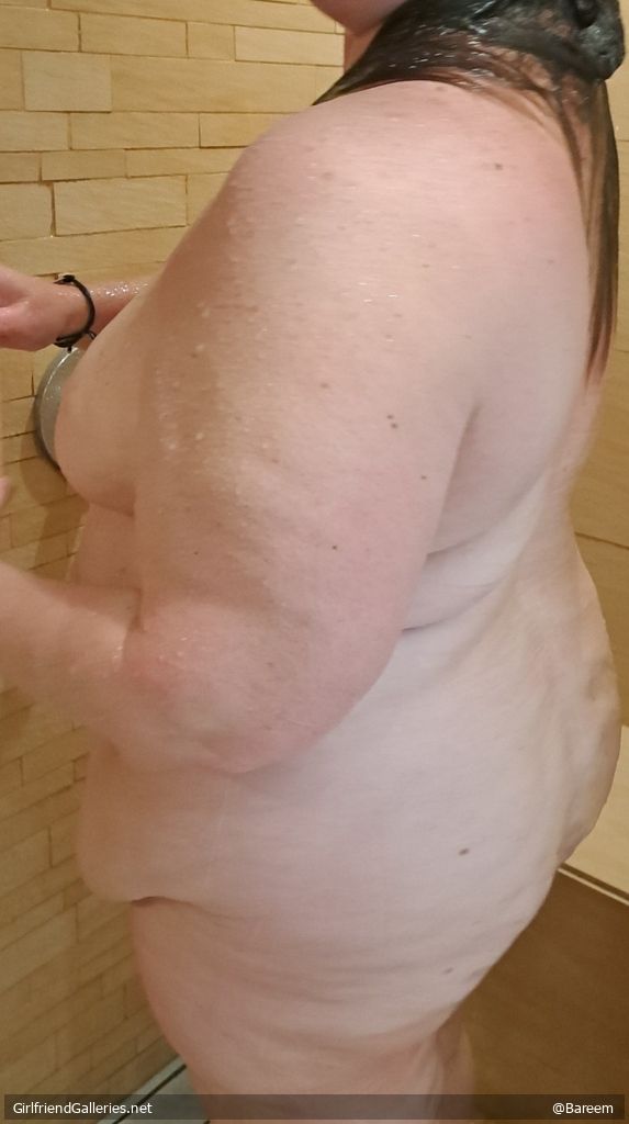 BBW with water or in water related situations