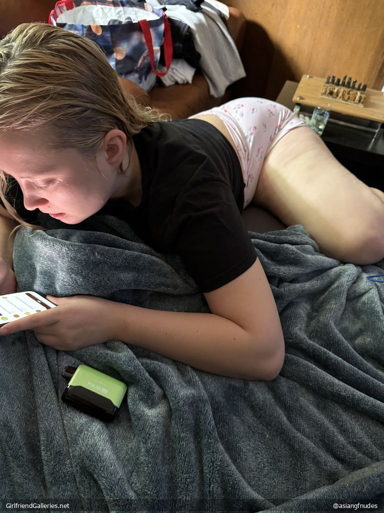 My slutty Asian Gf