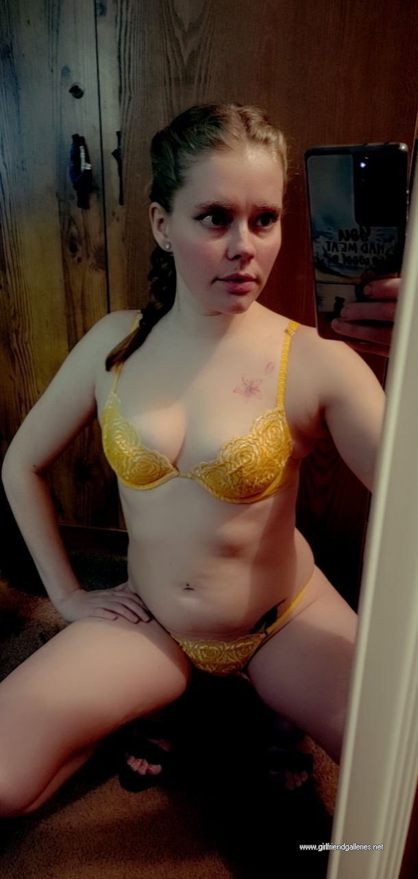 Midwest lingerie try on