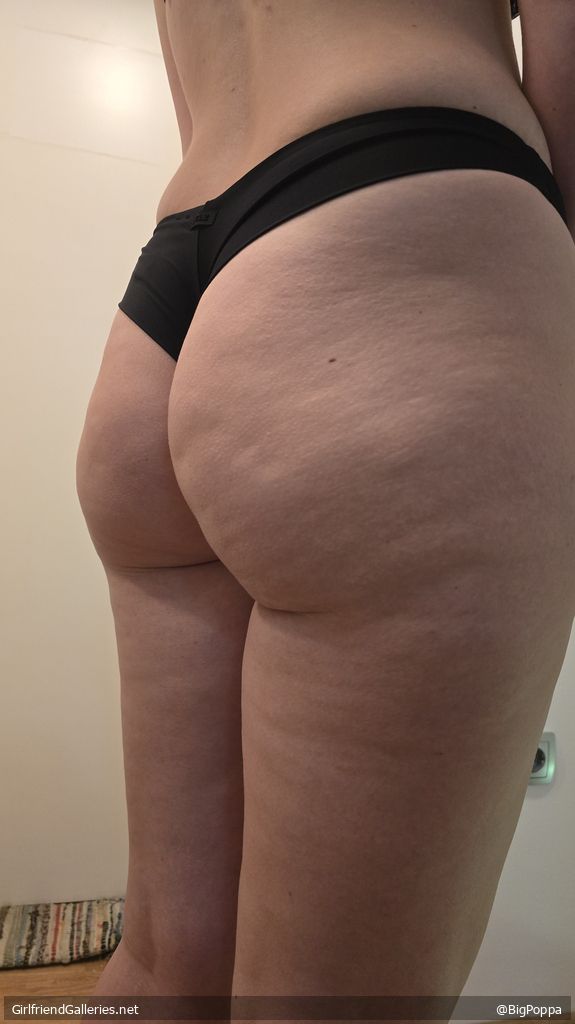 My sexy girlfriend