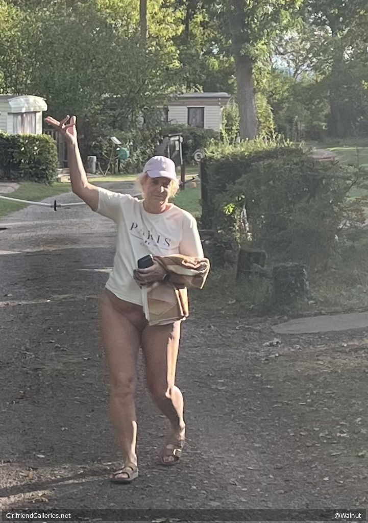 Flashing Nude