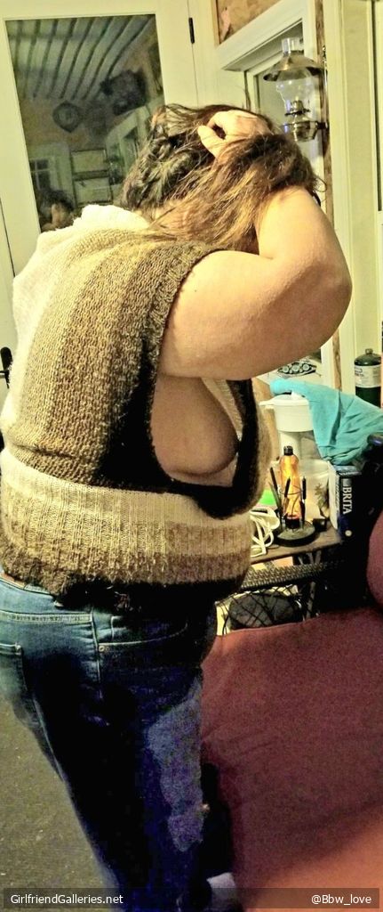Sexy BBW wife exposed