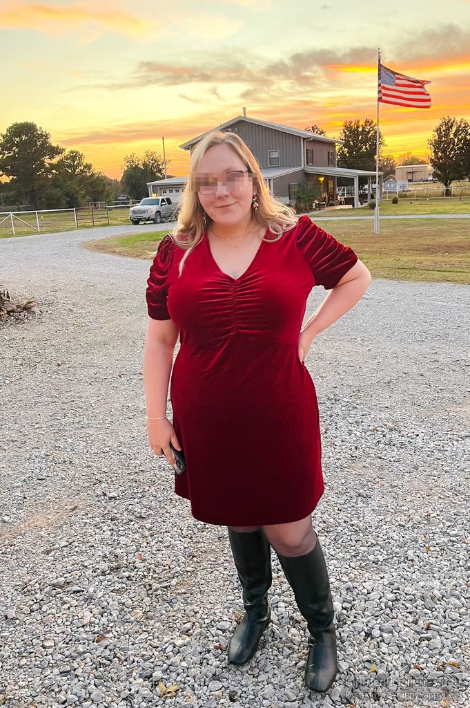 Milf in dress reveals the goodies she’s been hiding.