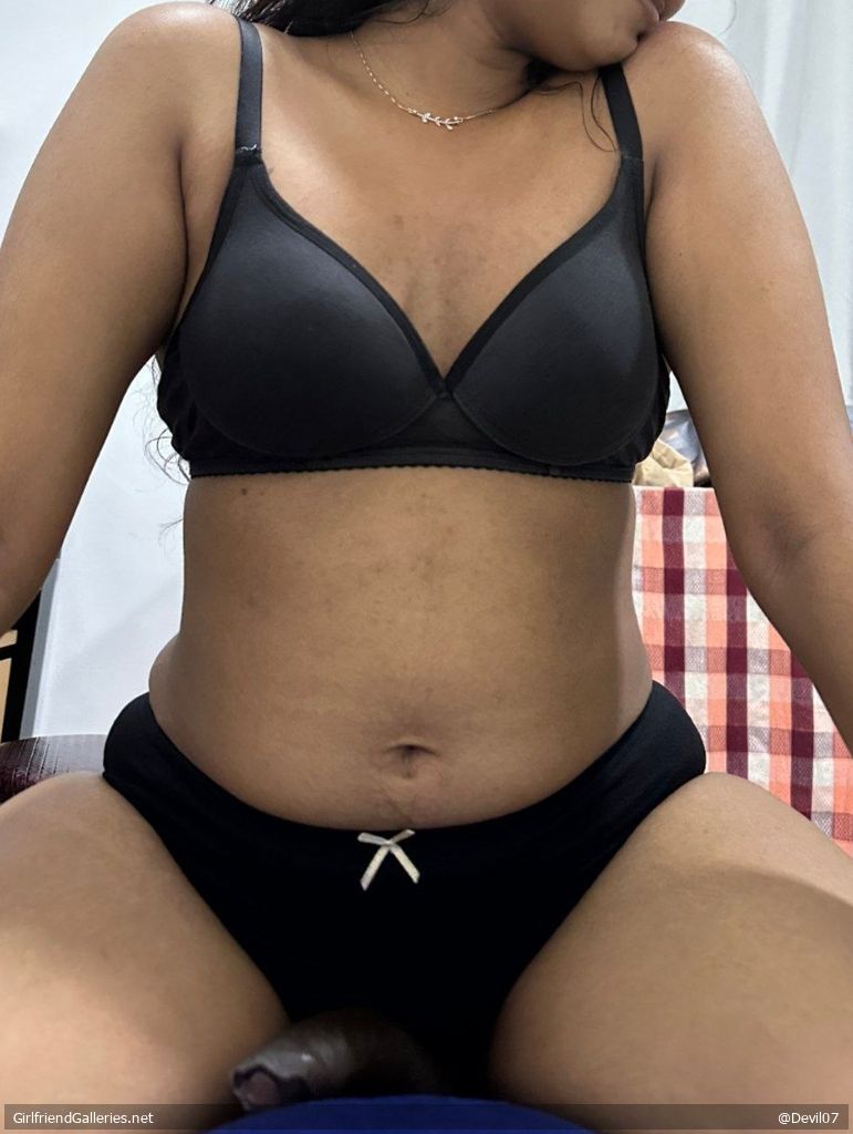 Tamil wife nude collection
