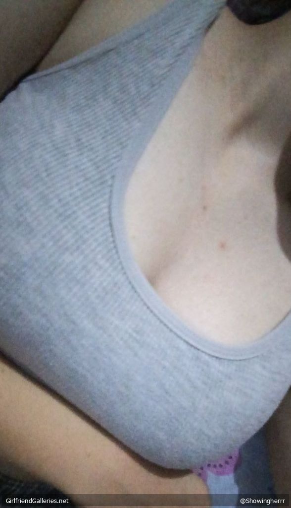 My girlfriends amateur first timer nudes