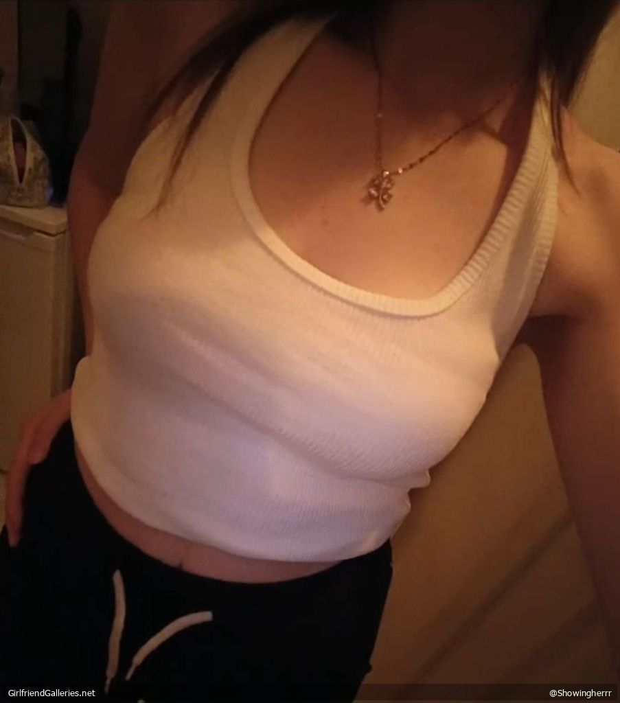 My girlfriends amateur first timer nudes