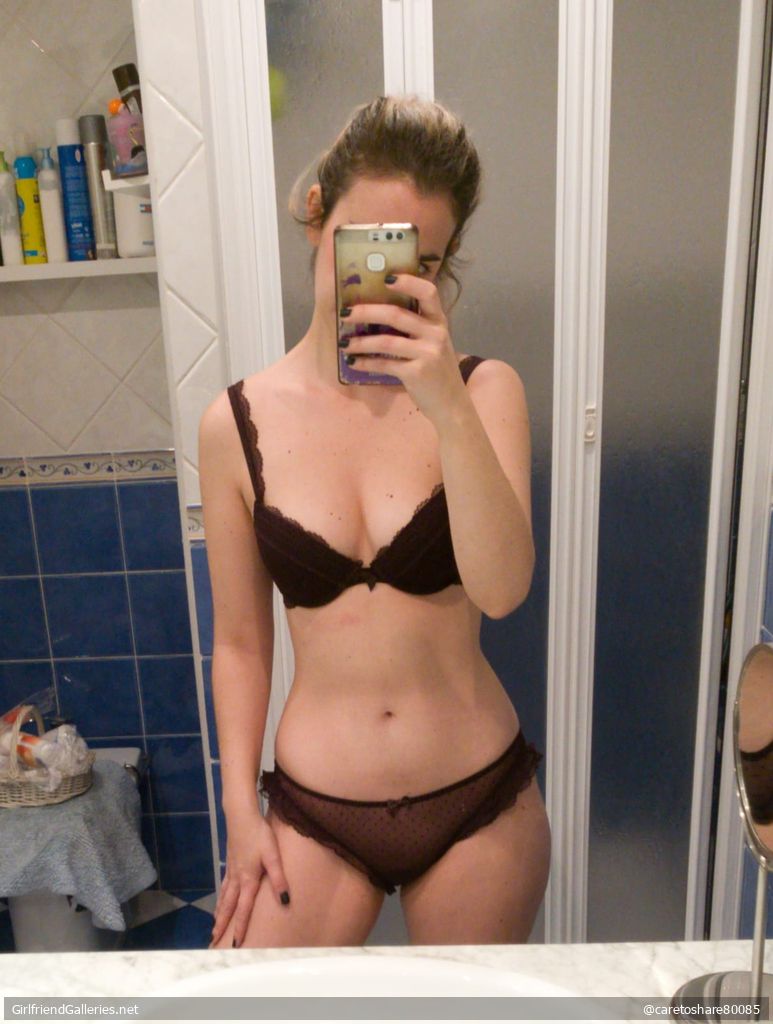 Puta gf bikini + undies - more to come!