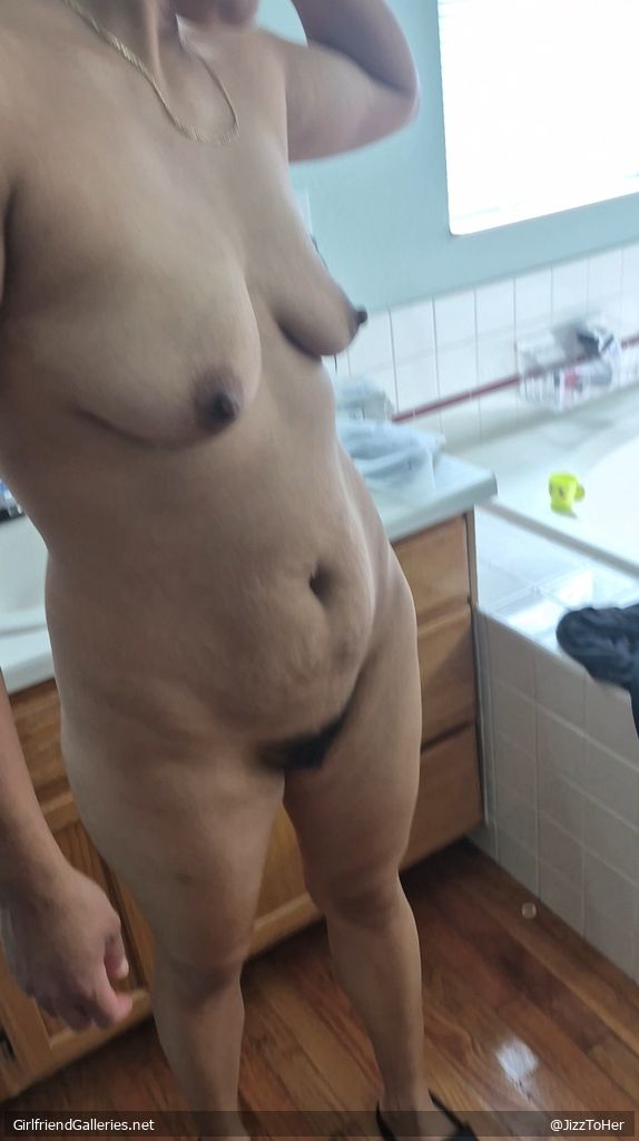 Wife's Loose Pussy