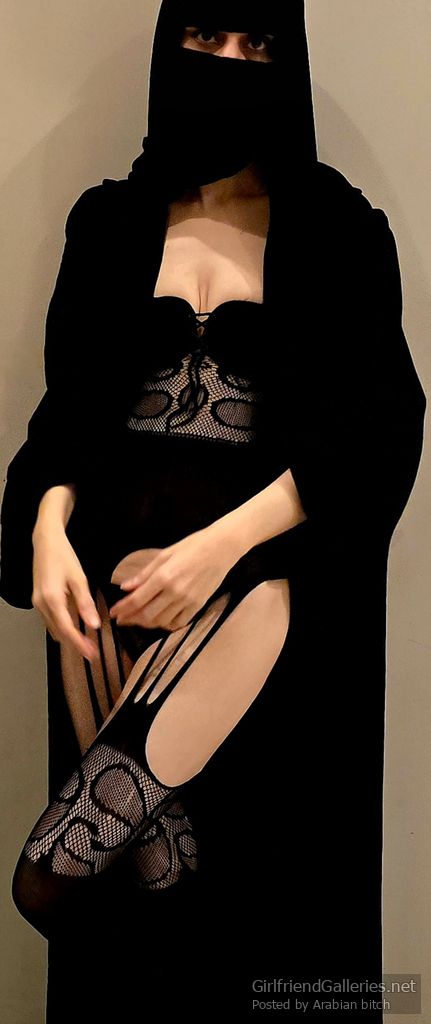 Niqab slut pics  صور قحبه منقبه