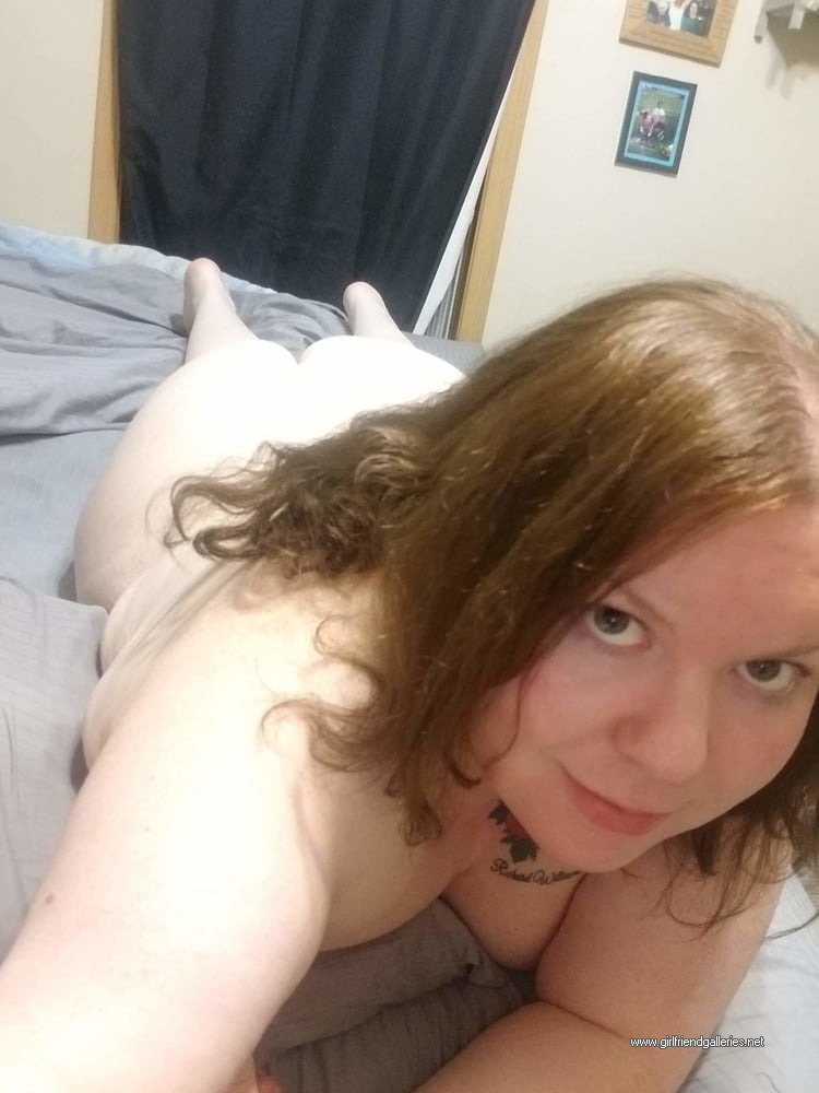 31yo Shy and Slutty girlfriend and mommy of 2