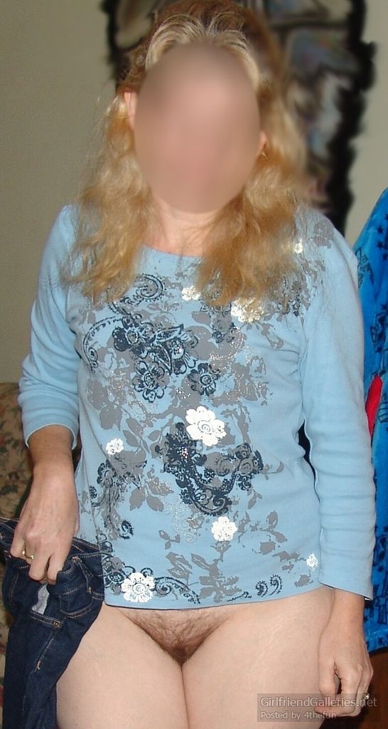 Sharon shows her pussy