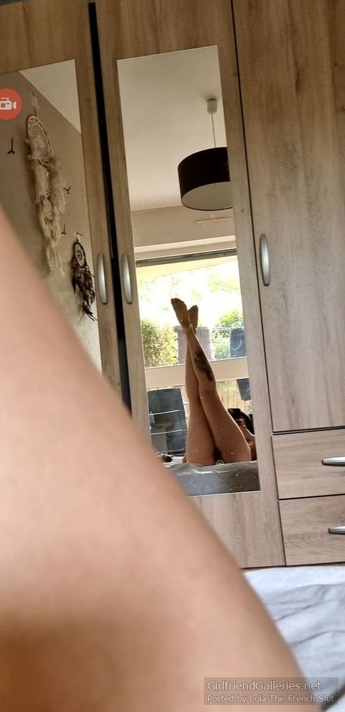 Her french tight asshole is for you