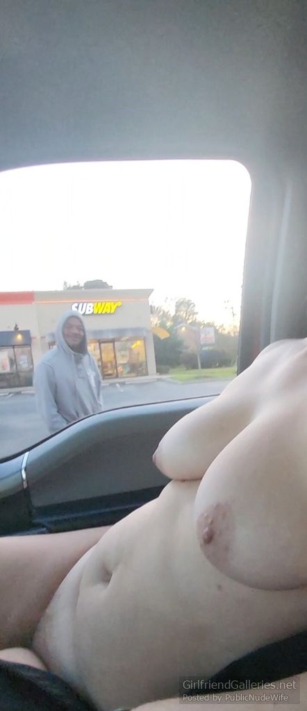 PublicNudeWife Naked in the Car