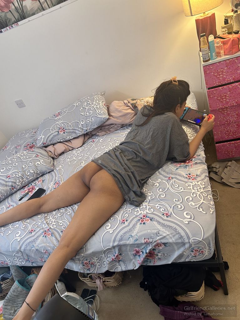 Hot wife ass