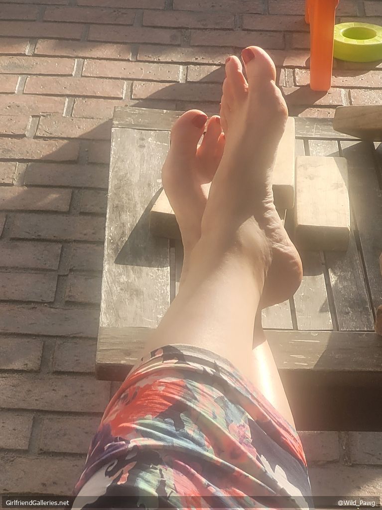 Ass and feet