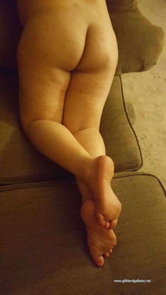 Curvy Marie's Sexy Ass and Feet