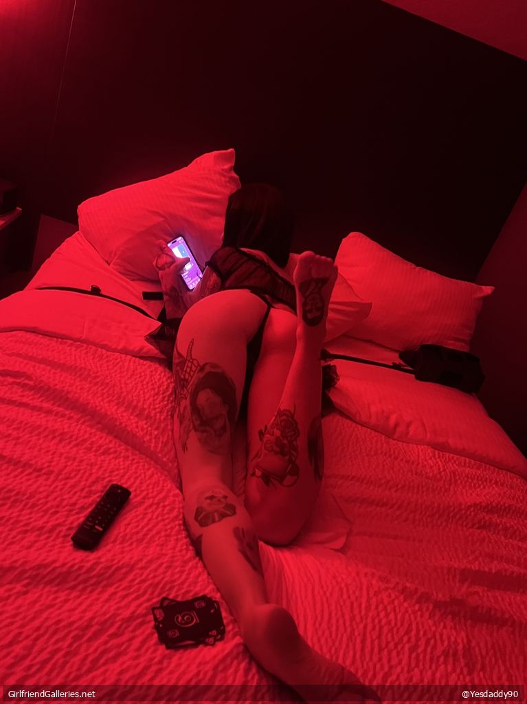 Slut wife’s slut pics
