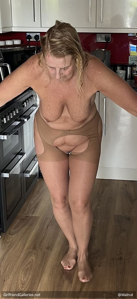 Nude in my suspender tights