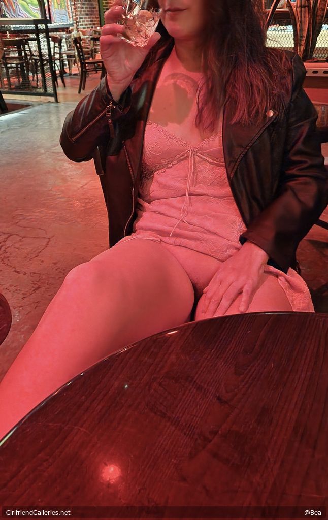 Showing myself in a bar in public