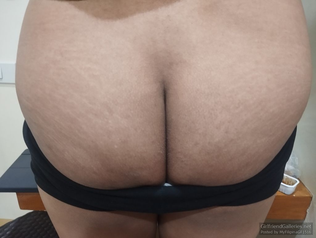 Filipina GF juicy ass