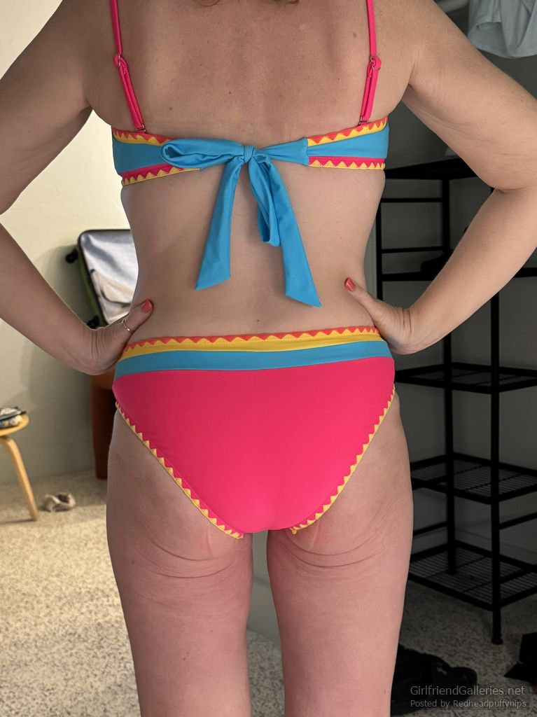 Bikini Hotwife