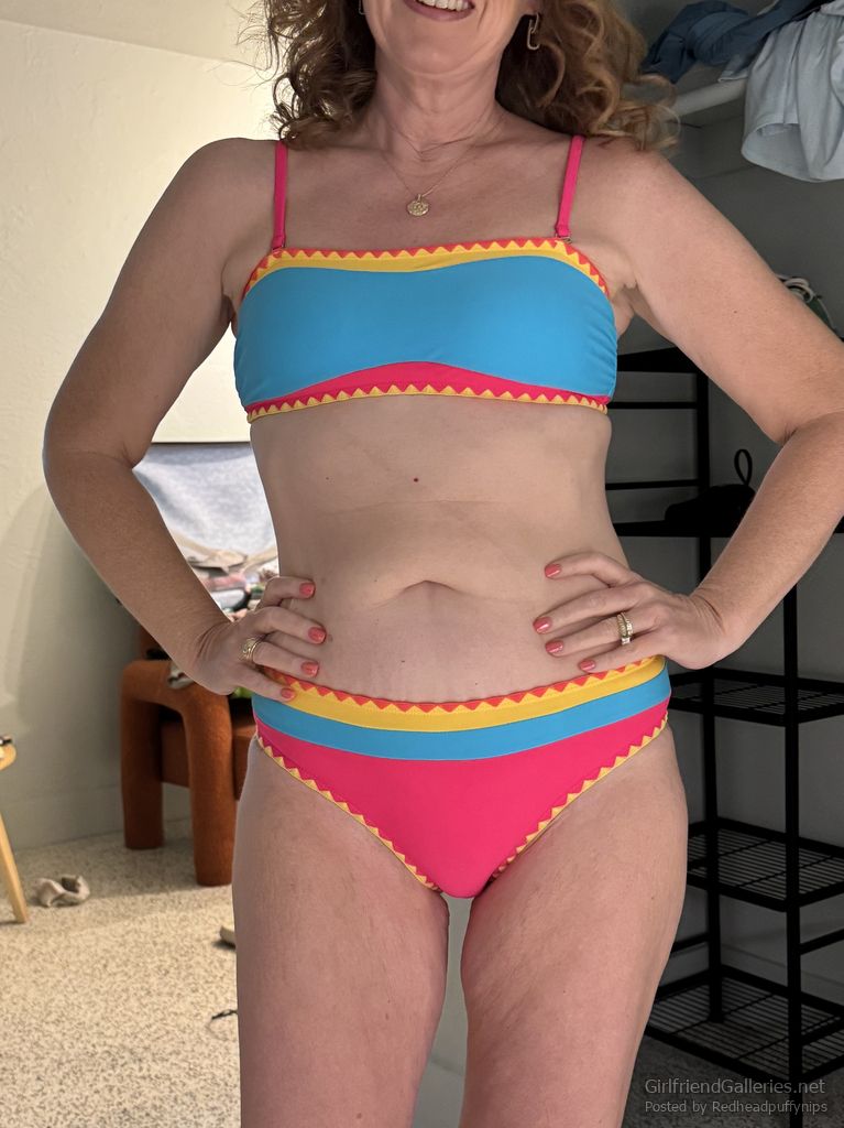 Bikini Hotwife