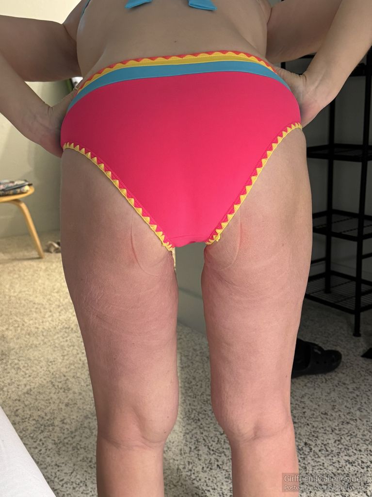 Bikini Hotwife