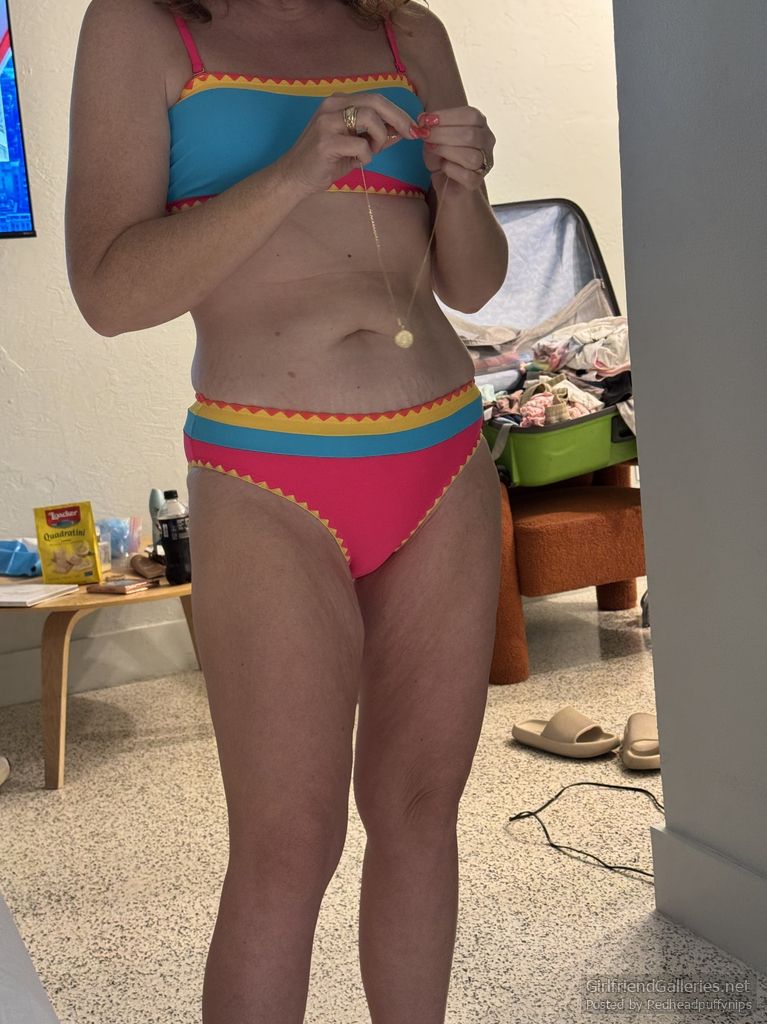 Bikini Hotwife