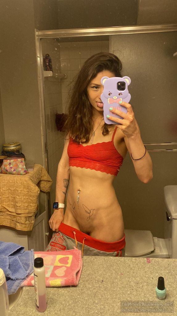 Ash mirror selfies!